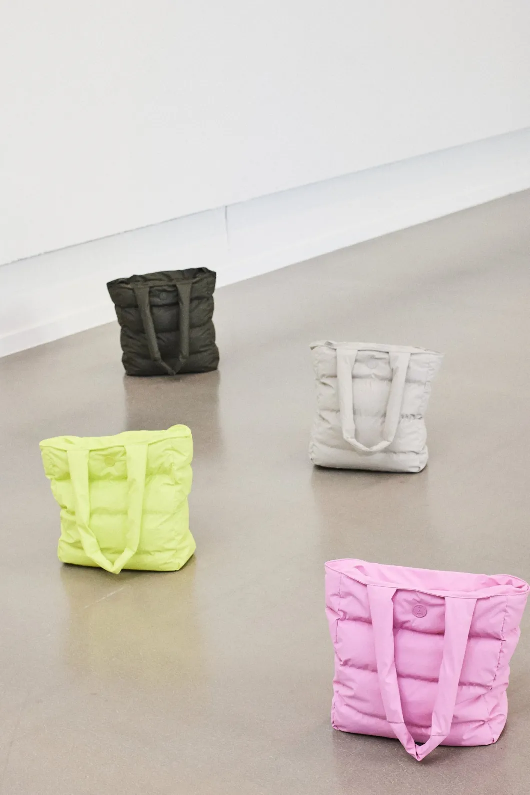 Tantä Rainwear Tote Bags | Eira