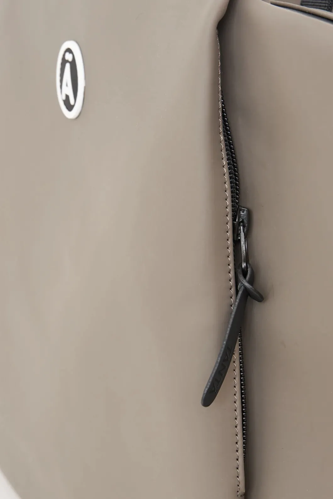Tantä Rainwear Tote Bags | Hó